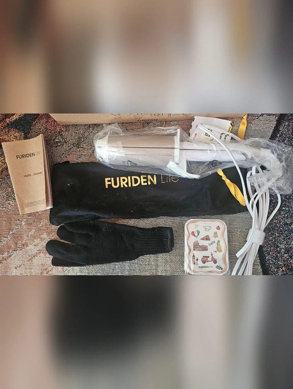 Furiden Life White Curling Iron with Heat-Resistant Glove